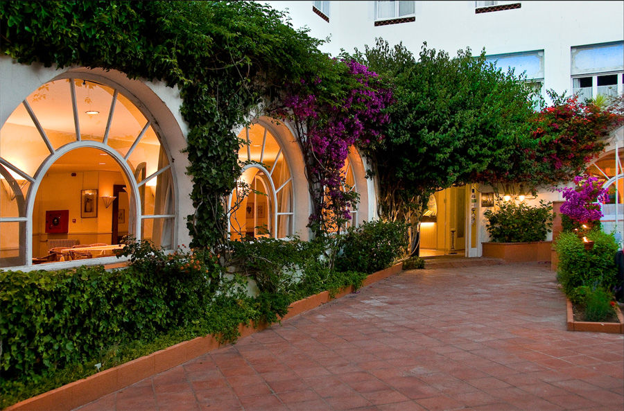 Hotel Cesar