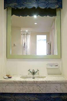 Cesar Hotel 3*